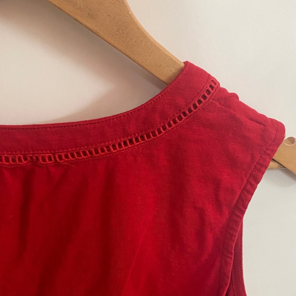 St. John's Bay Red Sleeveless Blouse - Picture 5 of 9